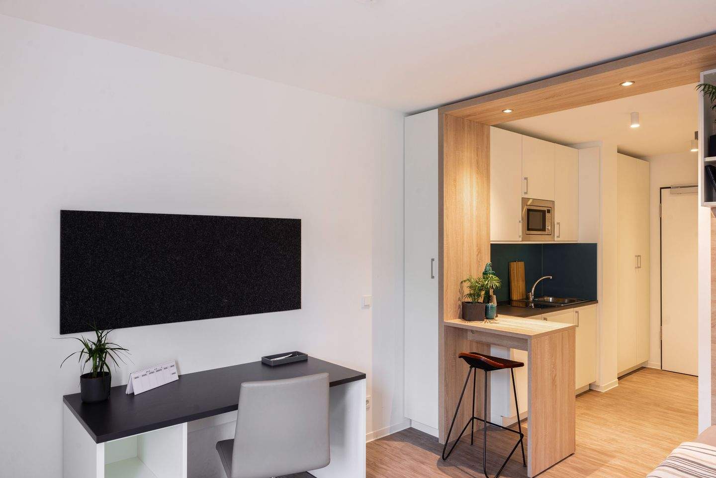Modernes & möbliertes all-inclusive Apartment zentral in Wedding | Comfort Studio, 13353 Berlin (Mitte Charlottenburg-Nord Gesundbrunnen Tiergarten Wedding)