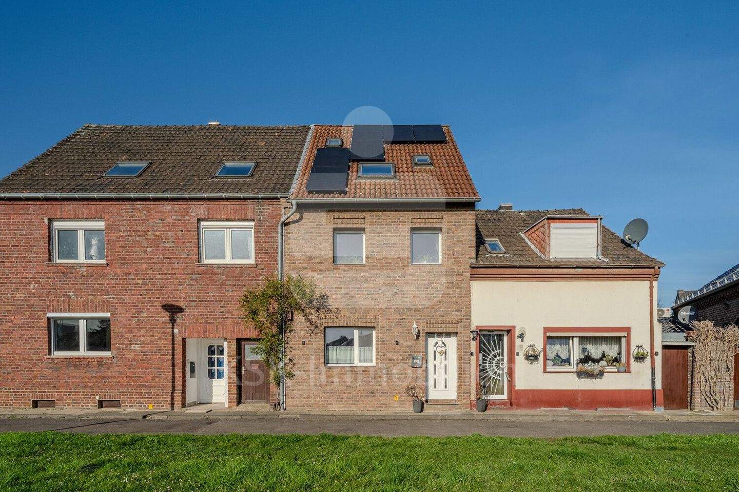 Charmantes Reihenmittelhaus in zentraler Lage von Elsdorf., 50189 Elsdorf