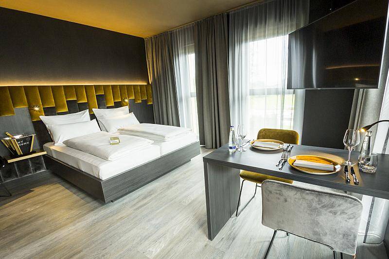 Hochwertige Serviced Designapartments im Neubau- Hotelkomplex bei Rosenheim, 83026 Rosenheim (Aising Happing Pang Süd)