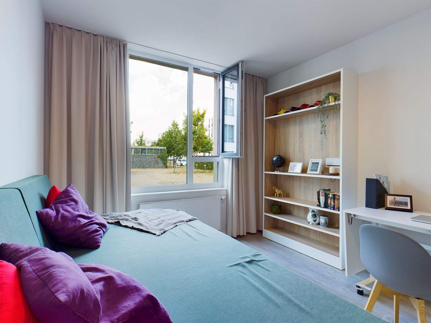DIE ZIMMEREI | Moderne & möblierte all-inclusive 2-Zimmer-Wohnung: fußläufig zur FH | Maxi Bude, 14469 Potsdam