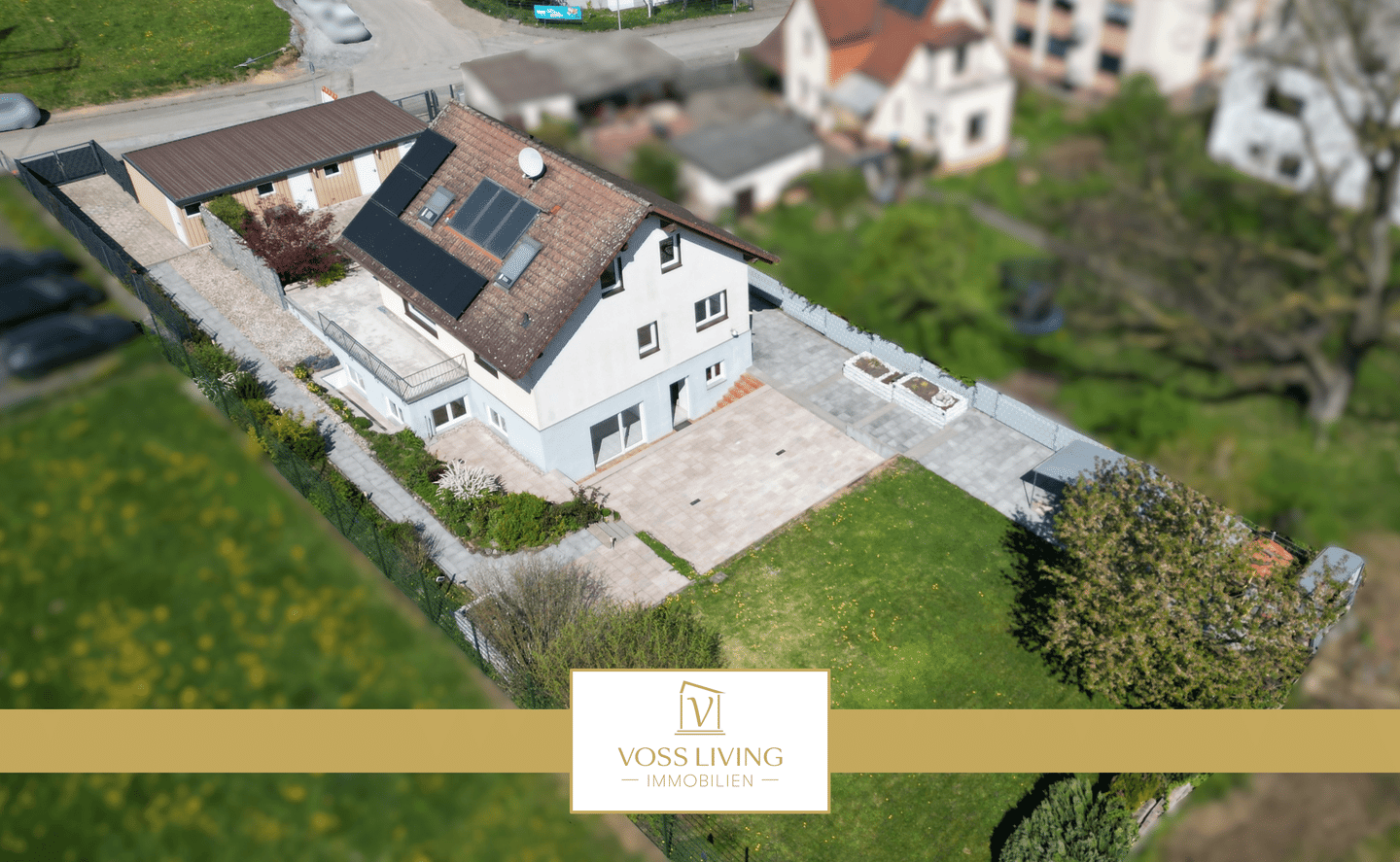 Einfamilienhaus mit ELW + genehmigter Gewerbefläche mit 4 Garagen, Traumgarten + großen Terrassen, 61206 Wöllstadt