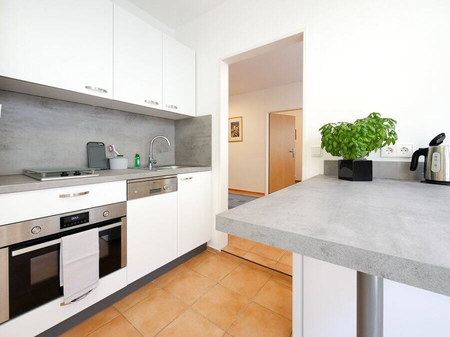 ruhige 2-Zimmer-Wohnung in Stuttgart-Münster – WOHNEN AUF ZEIT _, 70376 Stuttgart (Bad Cannstatt Burgholzhof Münster Zuffenhausen)