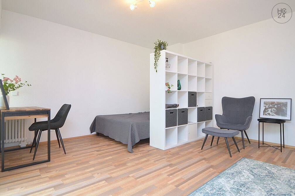 Modern möbliertes Apartment mit WLAN, Terrasse und Stellplatz in Nürnberg, 90408 Nürnberg (Großreuth h. d. Veste Gärten h. d. Veste Maxfeld Nordbahnhof Sankt Johannis)