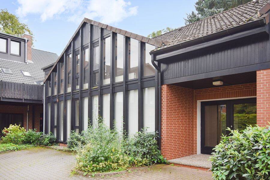 Atelierwohnung mit Glasfachwerk und schöner Dachterrasse!, 30855 Langenhagen