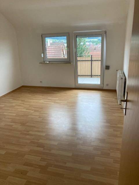 4-Zimmer-Dachgeschosswohnung  in Spaichingen, 78549 Spaichingen