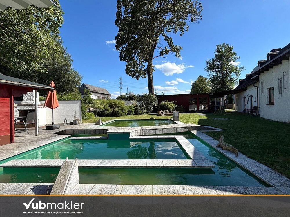 Zuhause mit besonderem Charme, viel Platz und außergewöhnlichen Möglichkeiten in Hildbrandsgrün, 95213 Münchberg