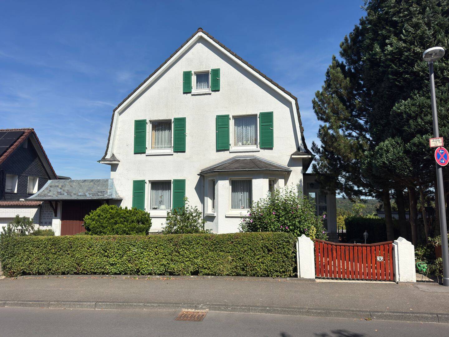 TOP Lage Wuppertal Cronenberg mit viel Potential – 1-2 Fam.- Haus mit Einliegerwohnung, 42349 Wuppertal (Cronenberg)