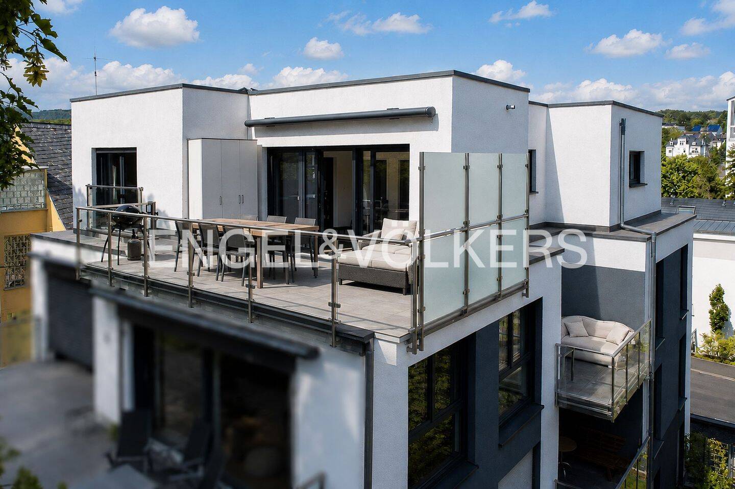 Exklusives Penthouse über zwei Ebenen, 65195 Wiesbaden (Wiesbaden)
