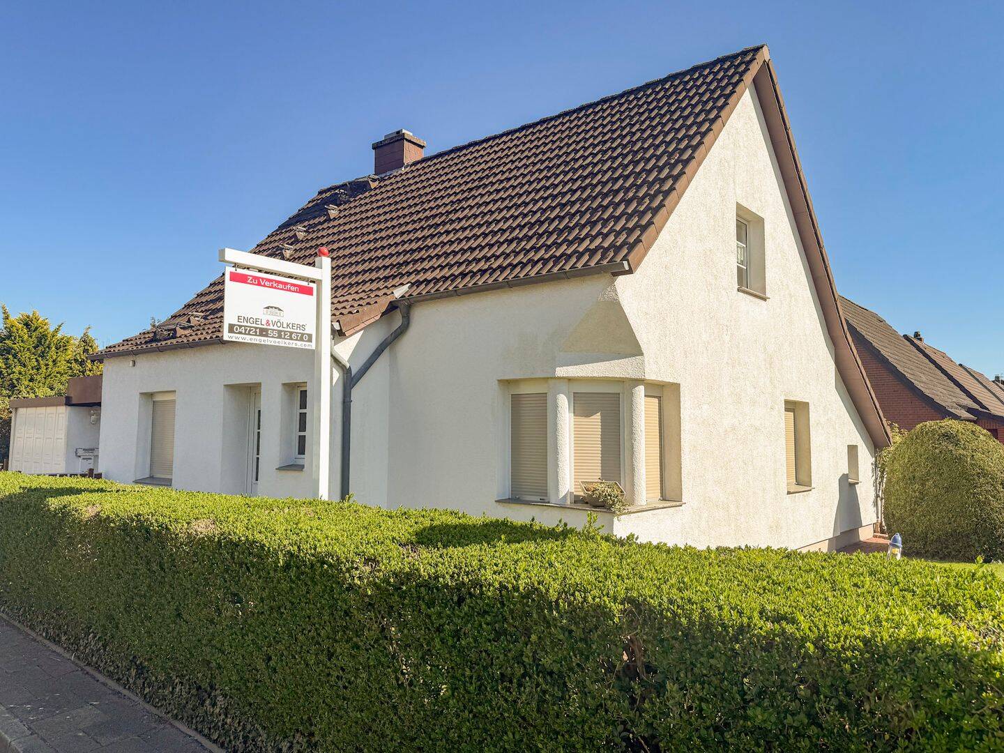 PREISANPASSUNG Doppelte Chance auf einem Grundstück: Einfamilienhaus und Baugrundstück in begehrter Lage, 27574 Bremerhaven (Geestemünde Schiffdorferdamm Surheide)