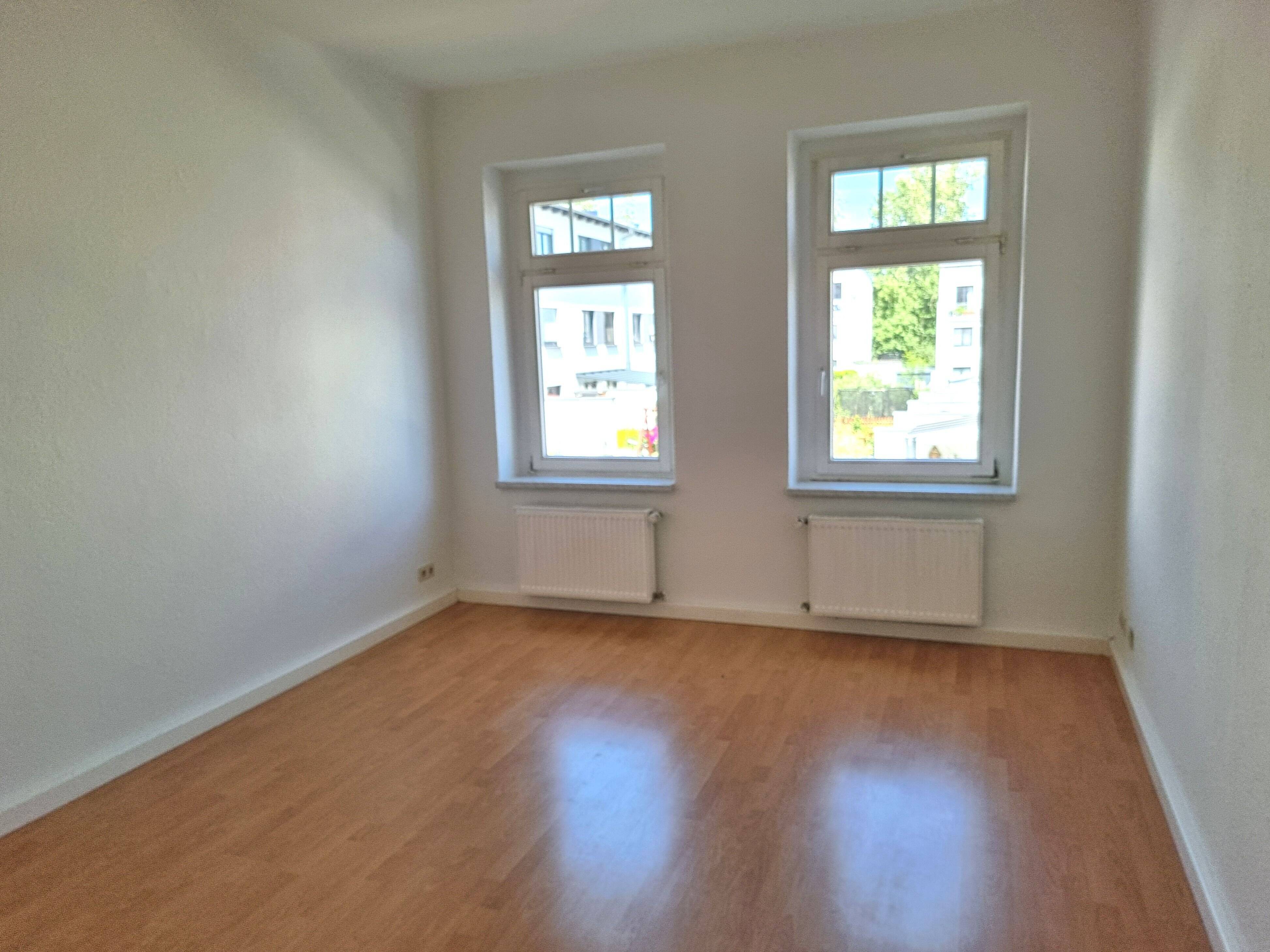 WG Zimmer + mit EBK + super ruhige Lage + Waldnähe, 4249 Leipzig (Großzschocher Hartmannsdorf-Knautnaundorf Knautkleeberg-Knauthain Lausen-Grünau)