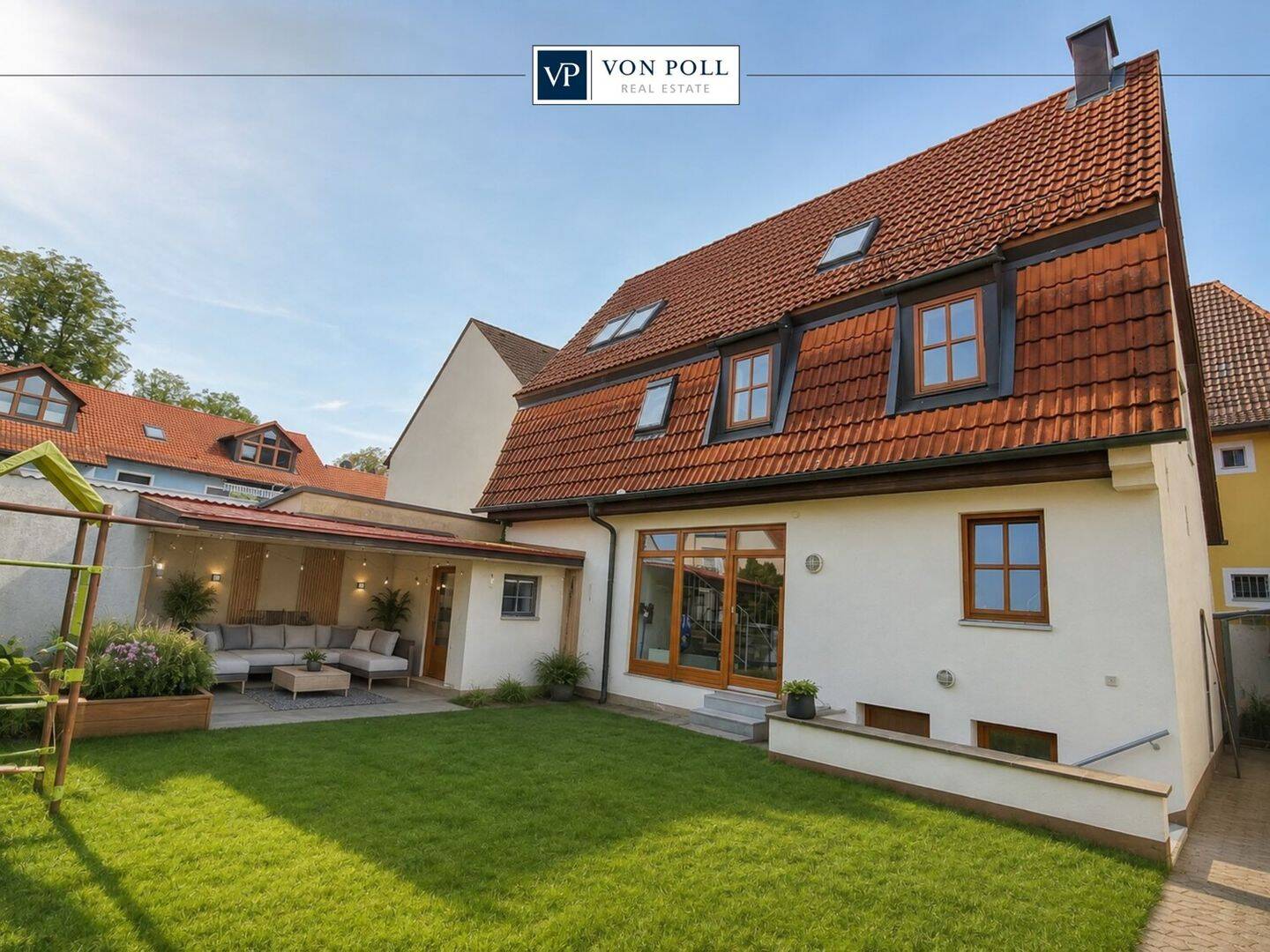 Einfamilienhaus samt Garage in zurückversetzter und zentraler Altdorf-Wohnage, 90518 Altdorf b. Nürnberg