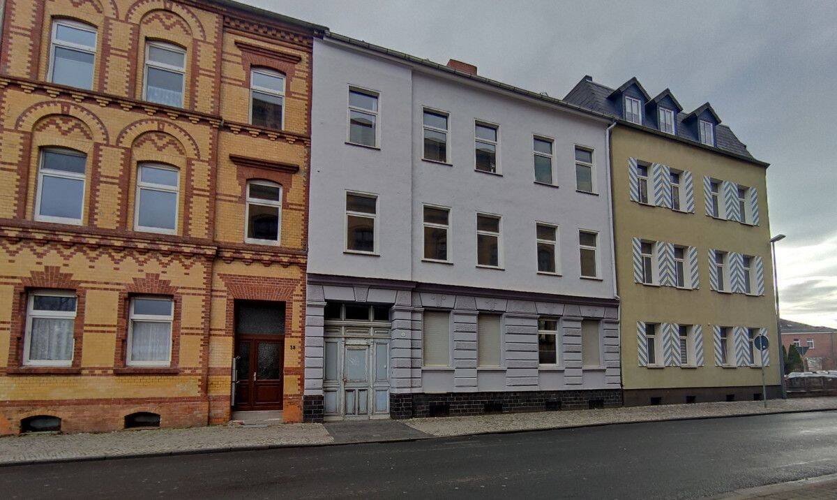 Großzügige 4-Raumwohnung, 6749 Bitterfeld-Wolfen