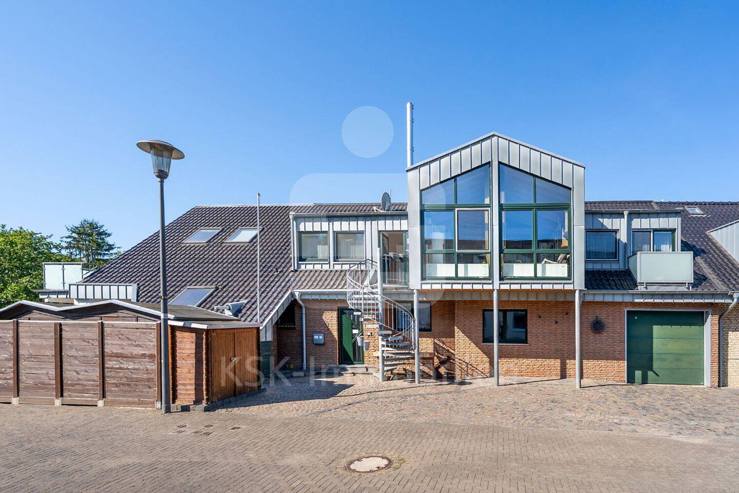 Individuell wohnen in Worringen – großzügiges Zuhause mit zwei Wohnbereichen!, 50769 Köln (Chorweiler)