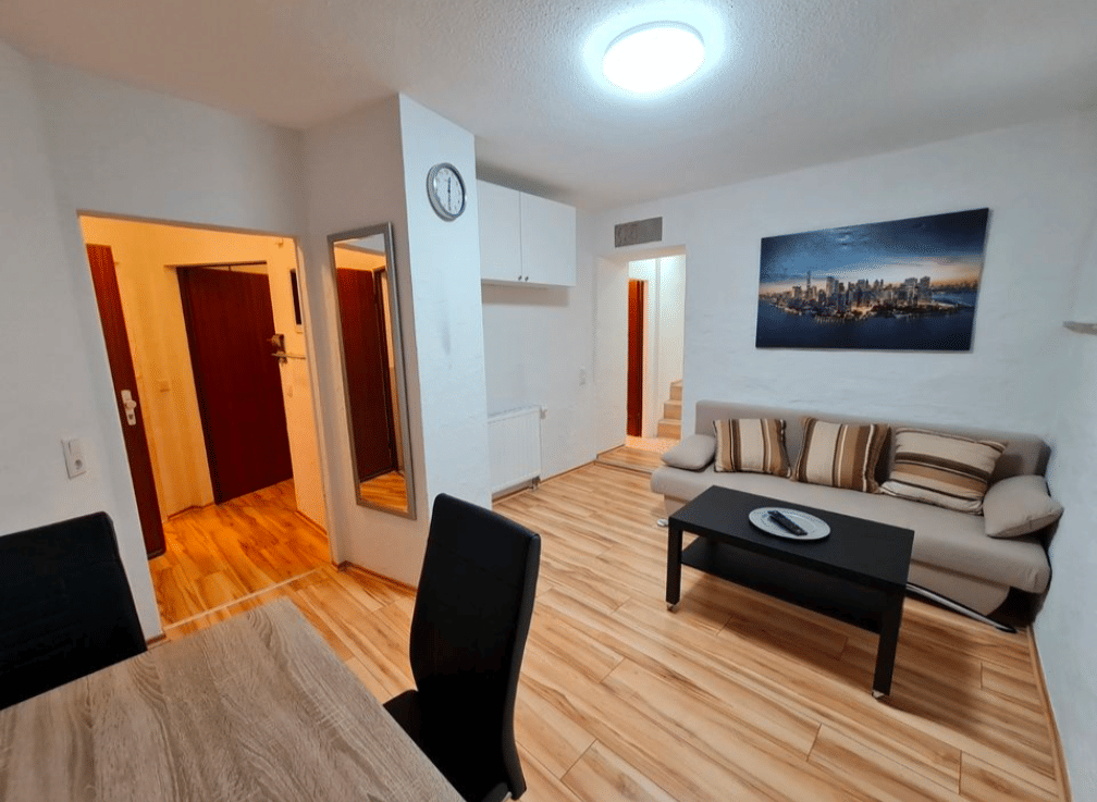 Möblierte Pendler-/Firmenwohnung – 2 Schlafzimmer All inklusive!, 74676 Niedernhall