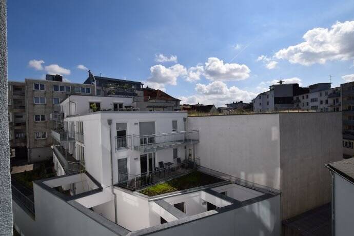 Moderne großzügige Wohnung im Erdgeschoss mit Terrasse, 33602 Bielefeld (Innenstadt)