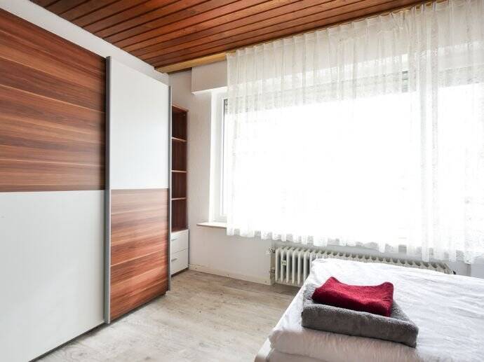 ruhige 3-Zimmer-Wohnung mit Einzelbetten in Sachsenheim – WOHNEN AUF ZEIT, 74343 Sachsenheim