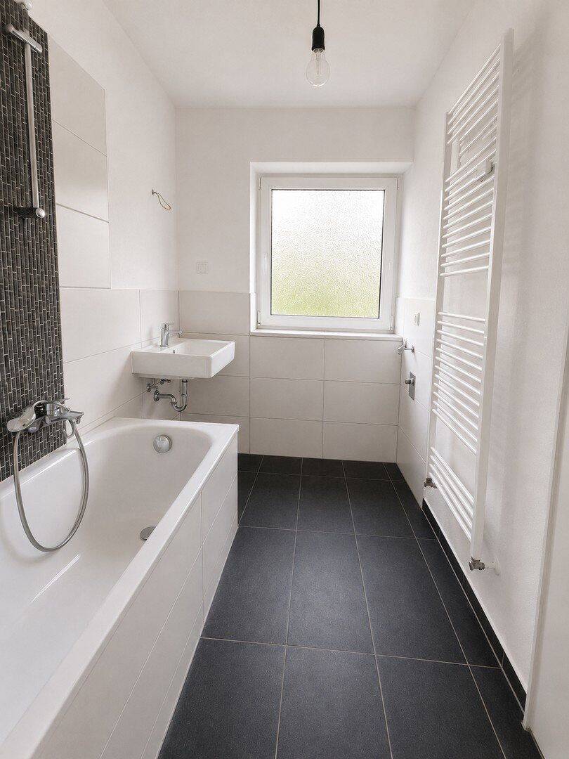 4 Zimmer, Balkon, Keller – saniert & sofort einzugsbereit | keine Provision, 26389 Wilhelmshaven