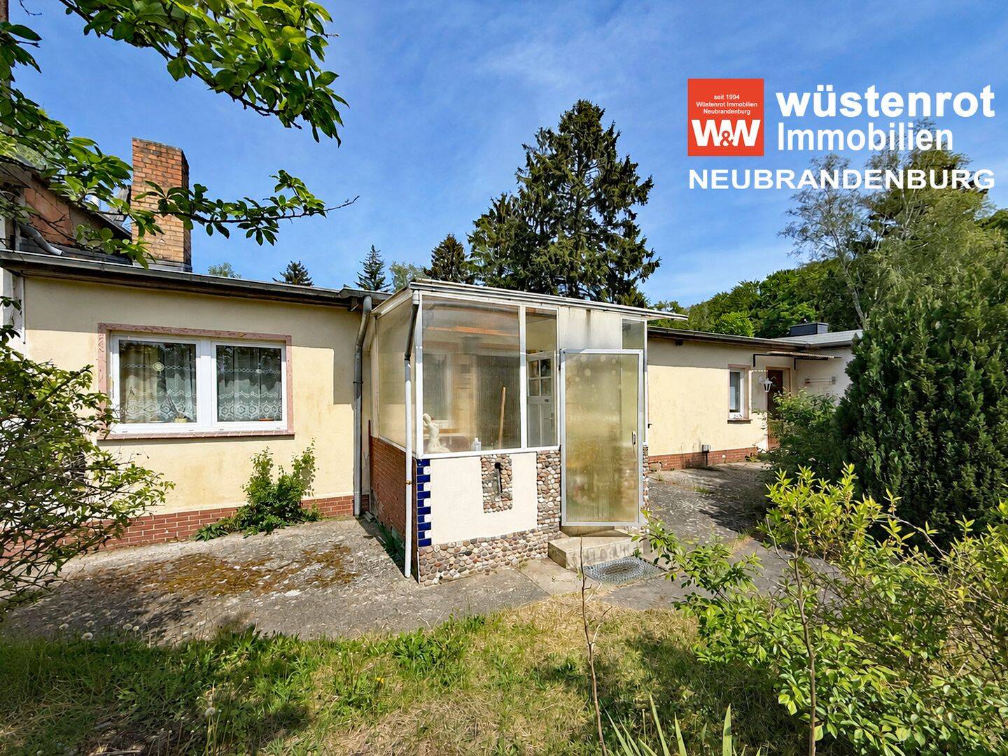 WOHNEN AUF EINER EBENE MIT ZUSÄTZLICHER FERIENWOHNUNG UND GROSSEM GRUNDSTÜCK IM BERNSTEINBAD, 17459 Koserow