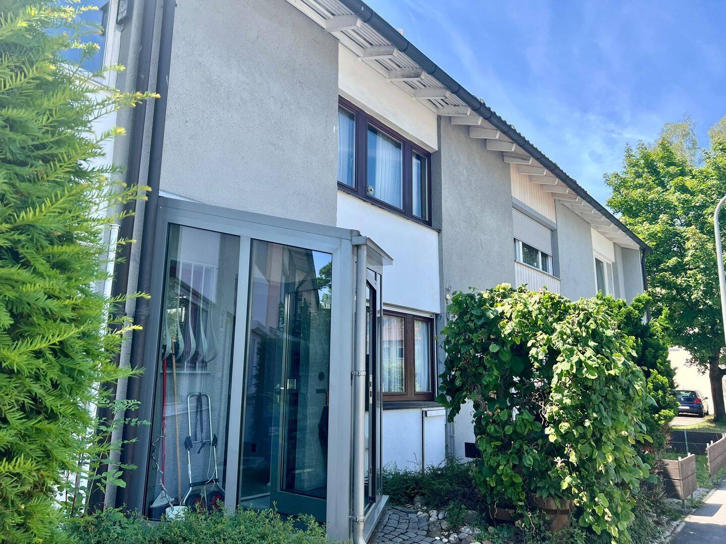 Gemütliches Reihenmittelhaus mit Südausrichtung, 81243 München (Aubing-Lochhausen-Langwied Pasing-Obermenzing)