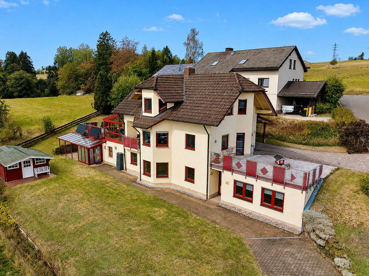Traumhaftes Wohnhaus mit Garten in bester Lage von Steinbach a. Wald, 96361 Steinbach a. Wald