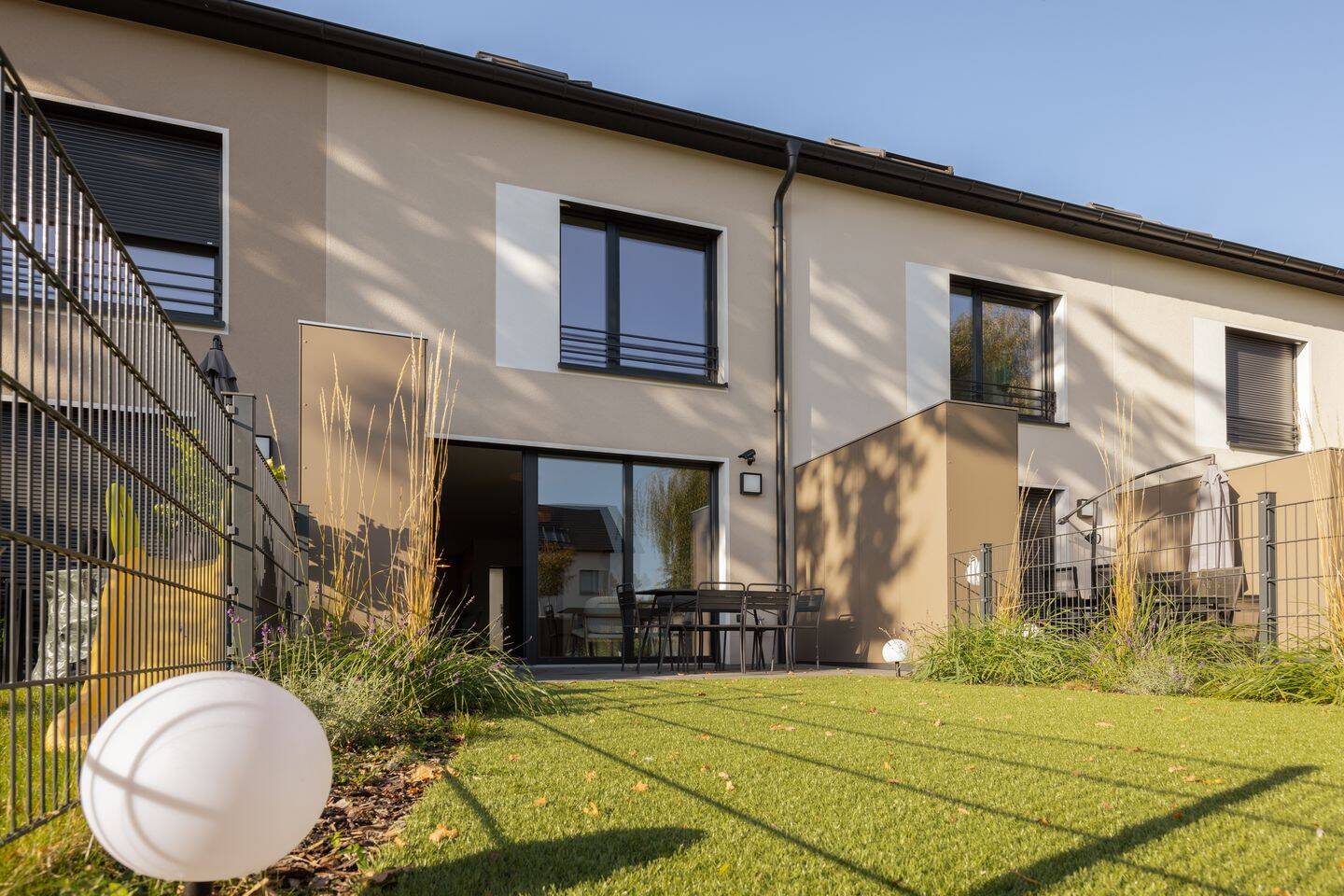 145m² Familienglück – Ihr Reihenmittelhaus in Frankfurt, 60437 Frankfurt am Main