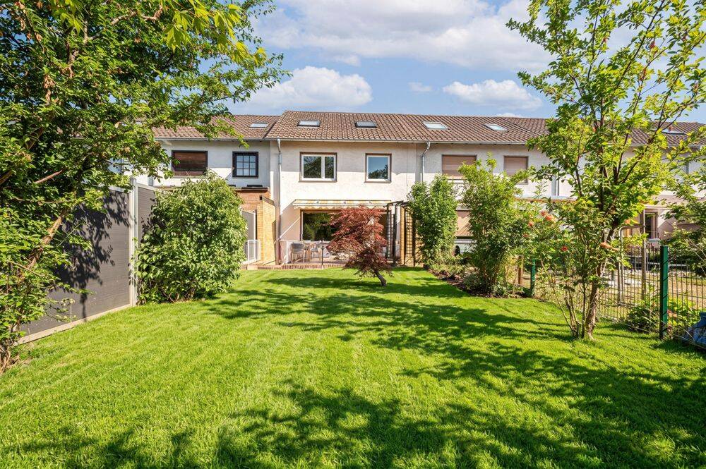 Ein bewährtes Familien-Domizil 5- bis 6-Zimmer-Reihenhaus mit Keller & Garage, 55127 Mainz (Drais Lerchenberg Marienborn)