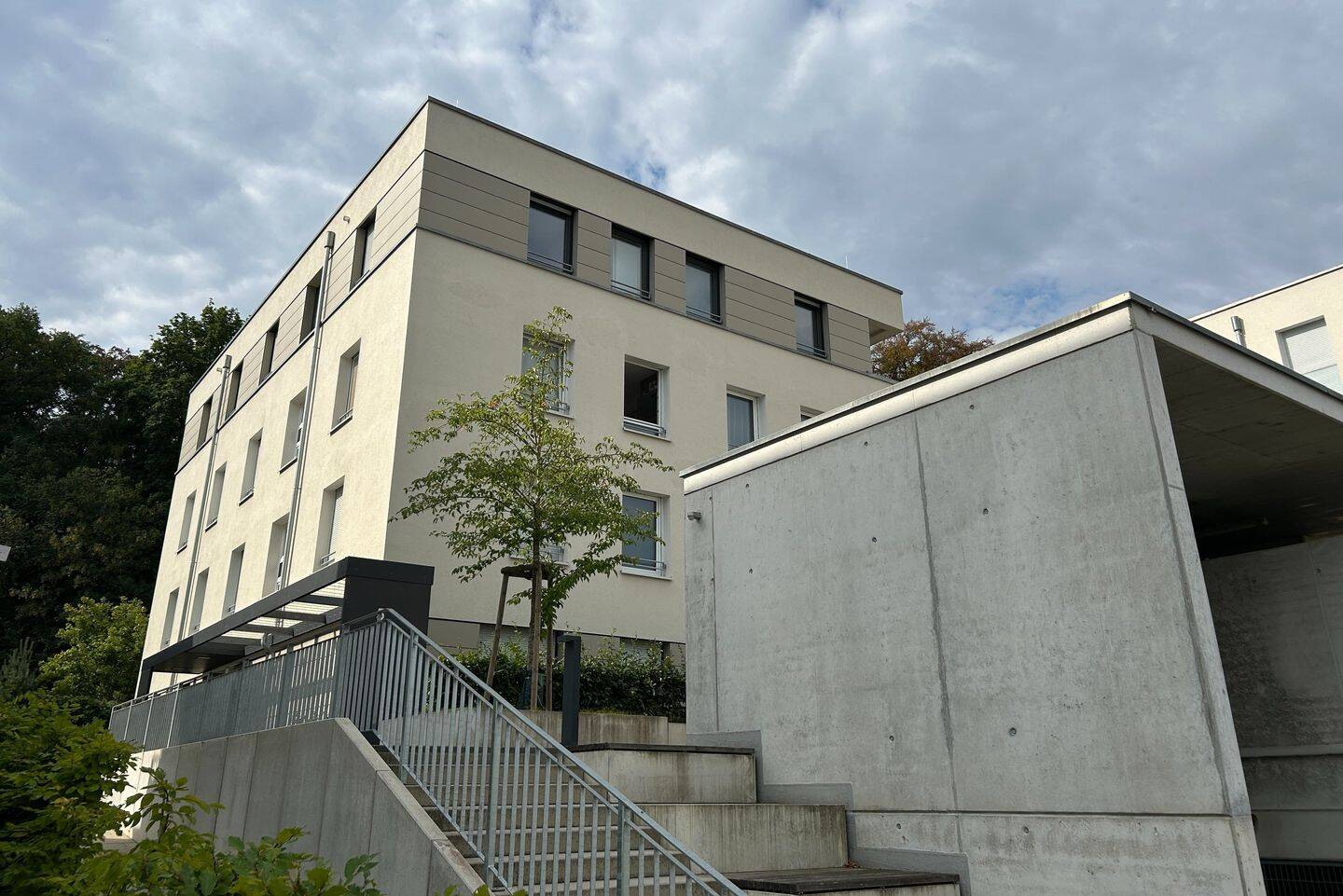 Einmalige Chance: Ansprechende Gartenwohnung in modernem Wohnquartier!, 73765 Neuhausen auf den Fildern
