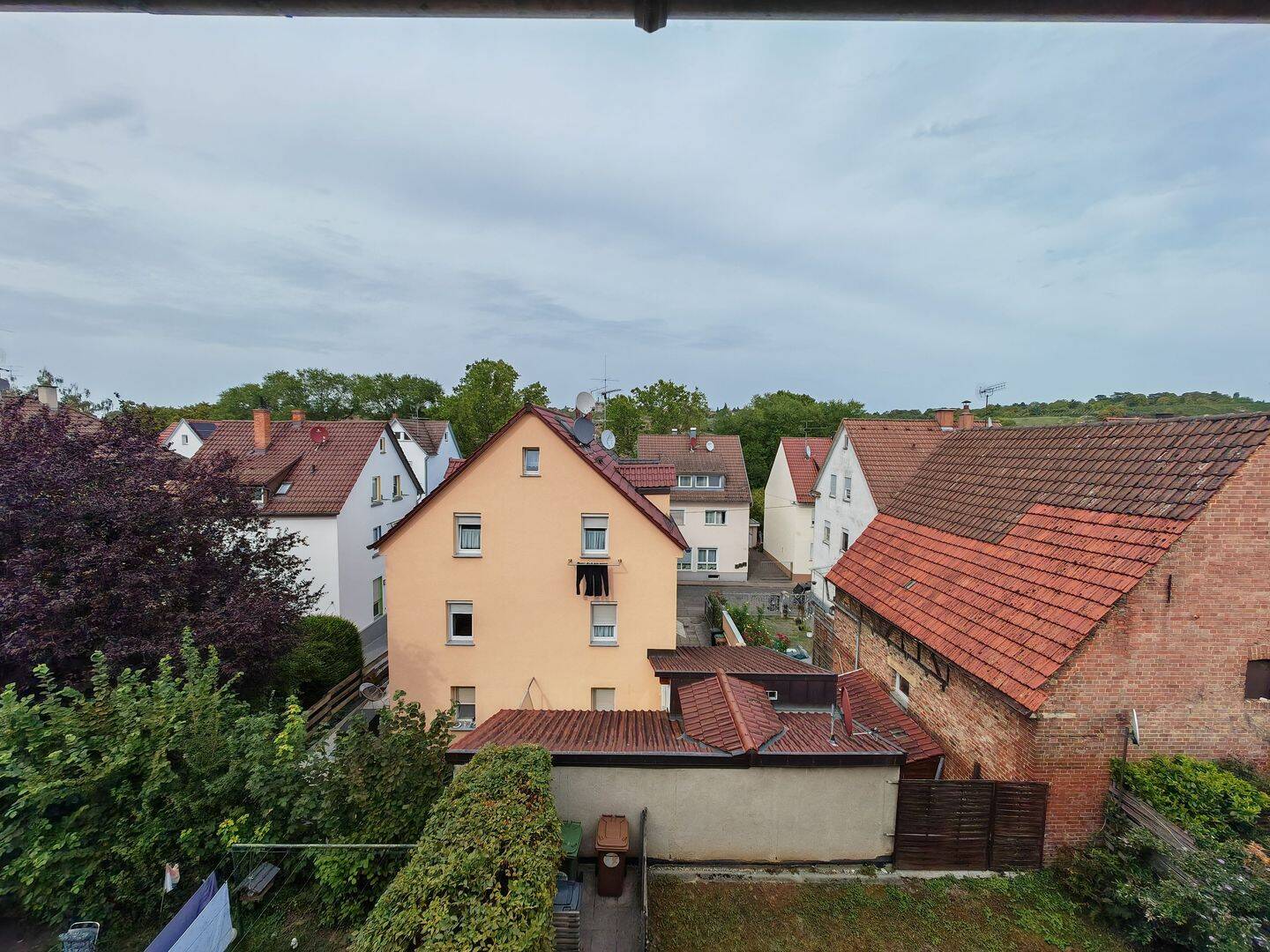 WG Zimmer in Stuttgart-Münster, 2-er WG, 13,5 m², neue Küche, WiFi inkl., 70376 Stuttgart (Bad Cannstatt Burgholzhof Münster Zuffenhausen)