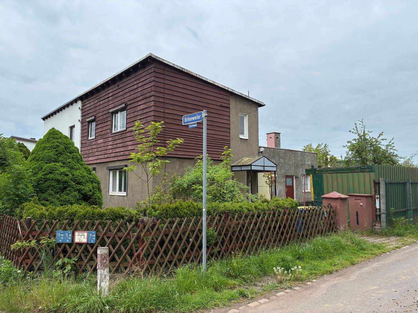 DHH in MD-Birkenweiler, Sanierungsobjekt, 39128 Magdeburg