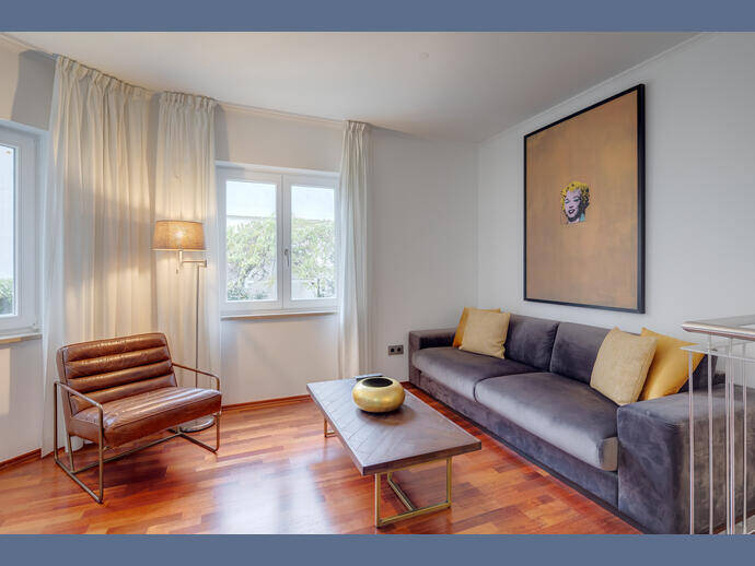 Möbliert: Designer-Maisonettewohnung, 80801 München (Schwabing-Freimann Schwabing-West)