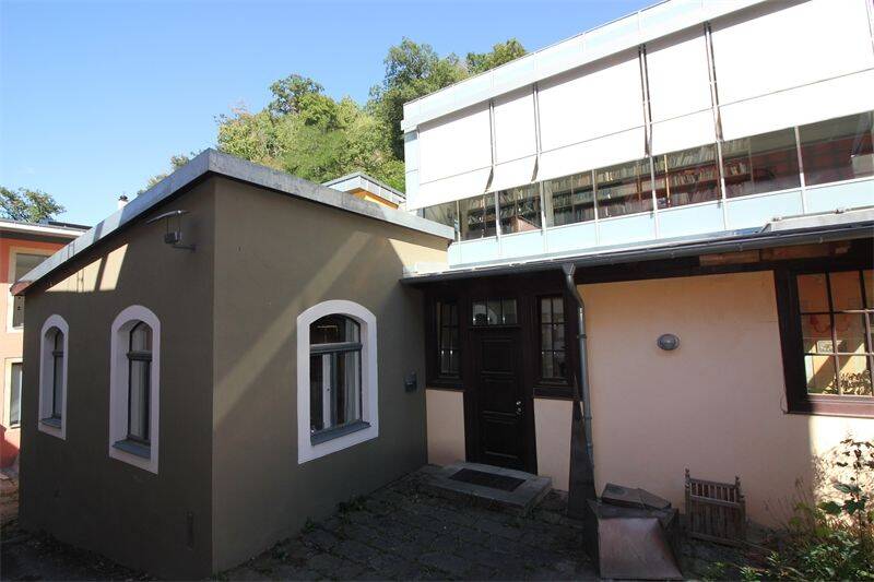 Grossartiges Wohnen in bester ruhiger grüner Lage von Dresden, seltene Loftwohnung im eigenen Home, 1326 Dresden