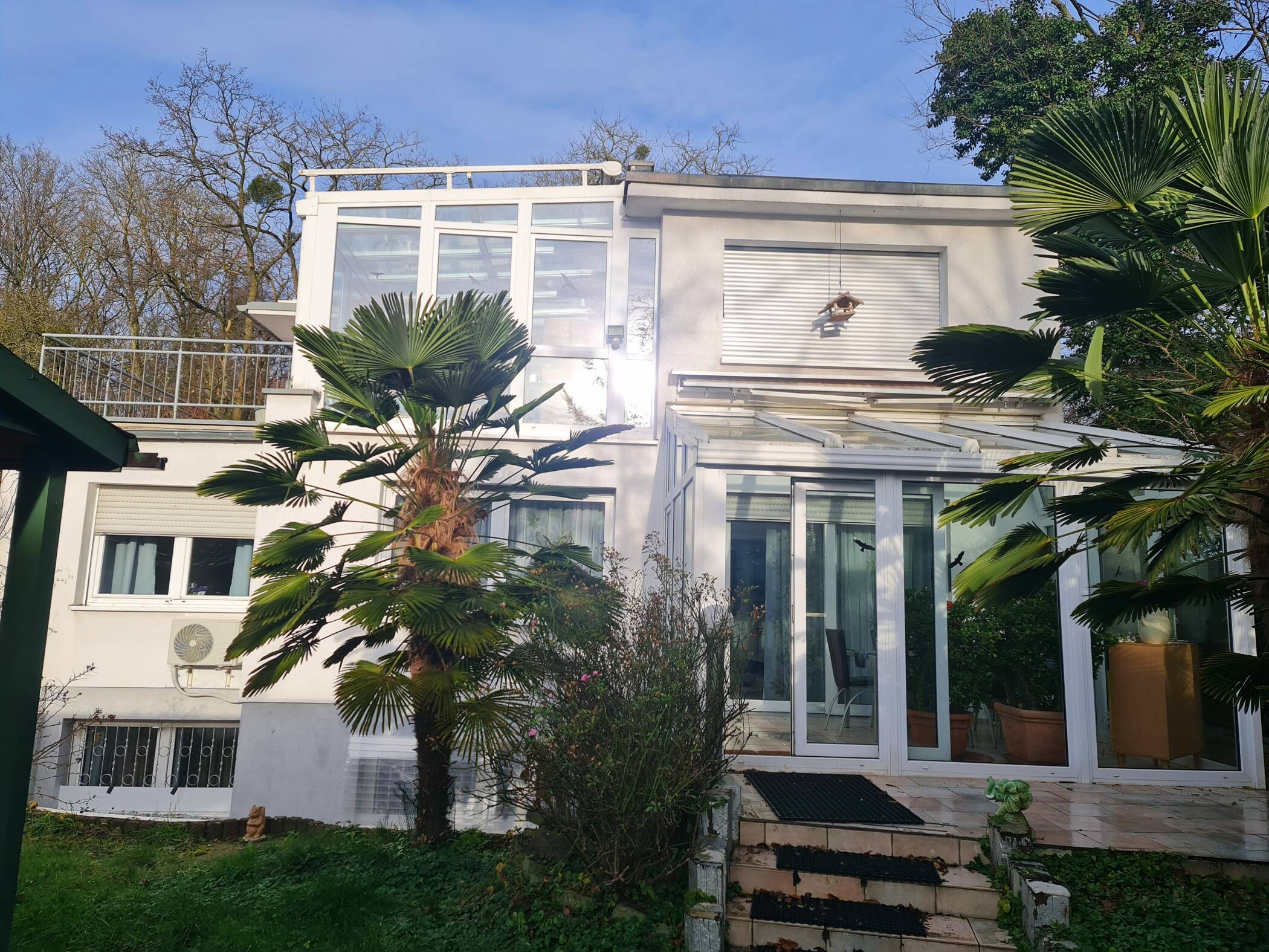 Edle Bauhausvilla im Park mit Garten, 51103 Köln (Kalk Höhenberg Merheim Vingst)