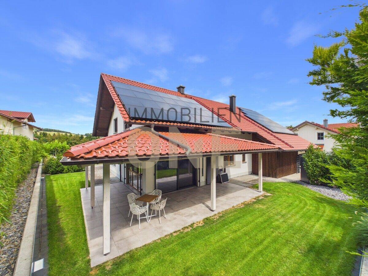 Traumhafte Waldrandlage – großzügiges Einfamilienhaus mit Weitblick, 94375 Stallwang