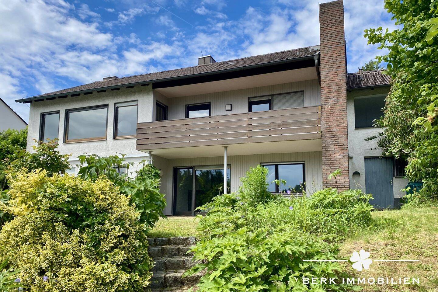 BERK Immobilien – Wohnen mit Weitblick und großem Garten in Grünmorsbach, 63808 Haibach