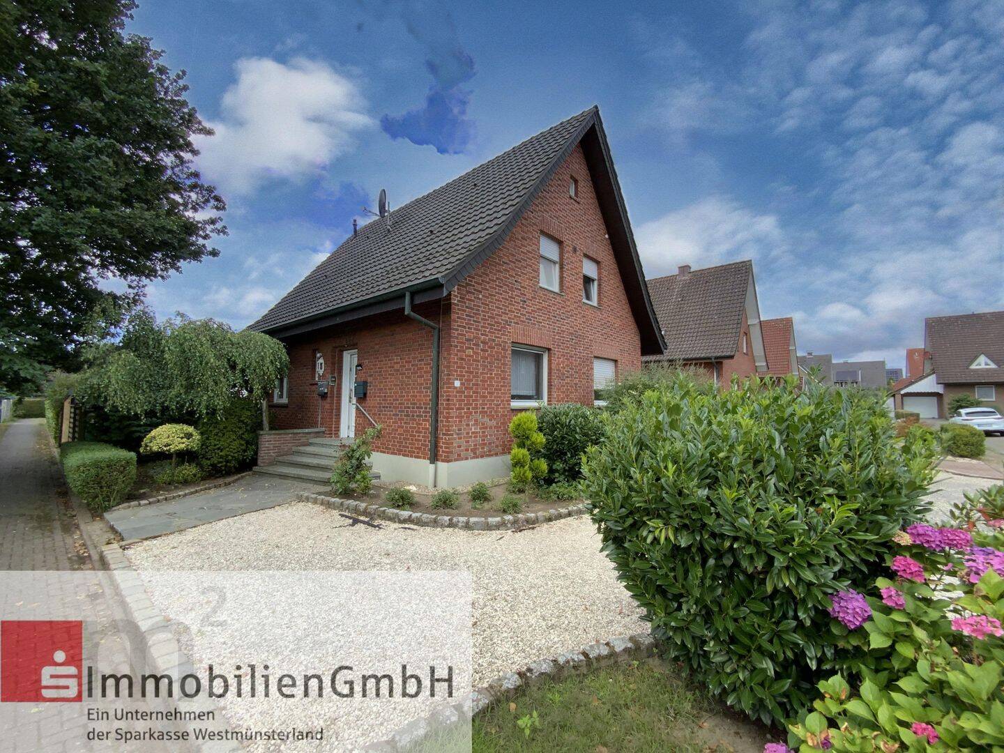 Renovierungsbedürftiges EFH/ZFH in ruhiger Lage von Ramsdorf, 46342 Velen
