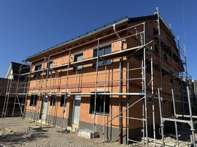Neubau Doppelhaushälfte in Kauferings Top Lage -Rohbaufertigstellung-, 86916 Kaufering