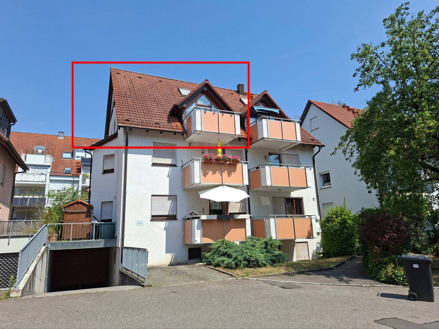 Klimatisierte 3-Zi.-DG-Maisonettewohnung in ruhiger Sackgasse, 71642 Ludwigsburg