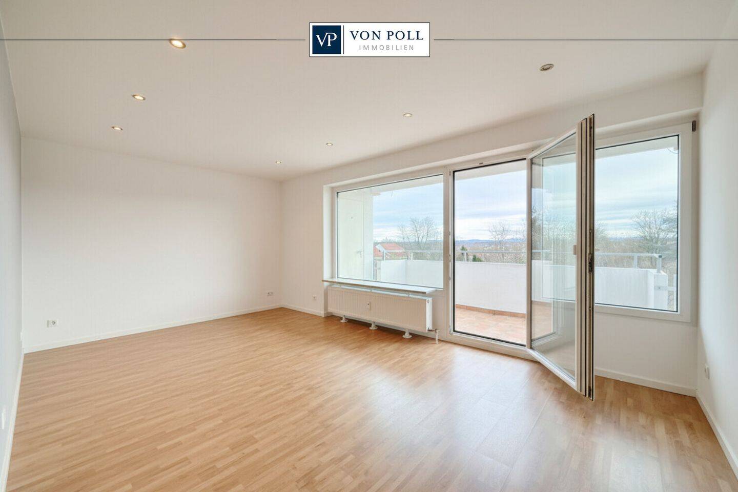 3-Zimmer-Dachgeschosswohnung mit Balkon und Alb-Blick in ruhiger Lage, 73773 Aichwald