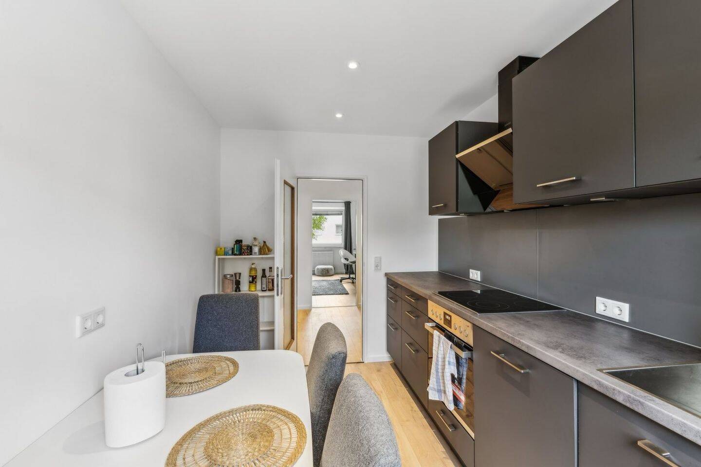 1 Zimmer in einer 3er WG – Nürnberg West, 90449 Nürnberg (Gebersdorf Neuröthenbach Röthenbach bei Schweinau)