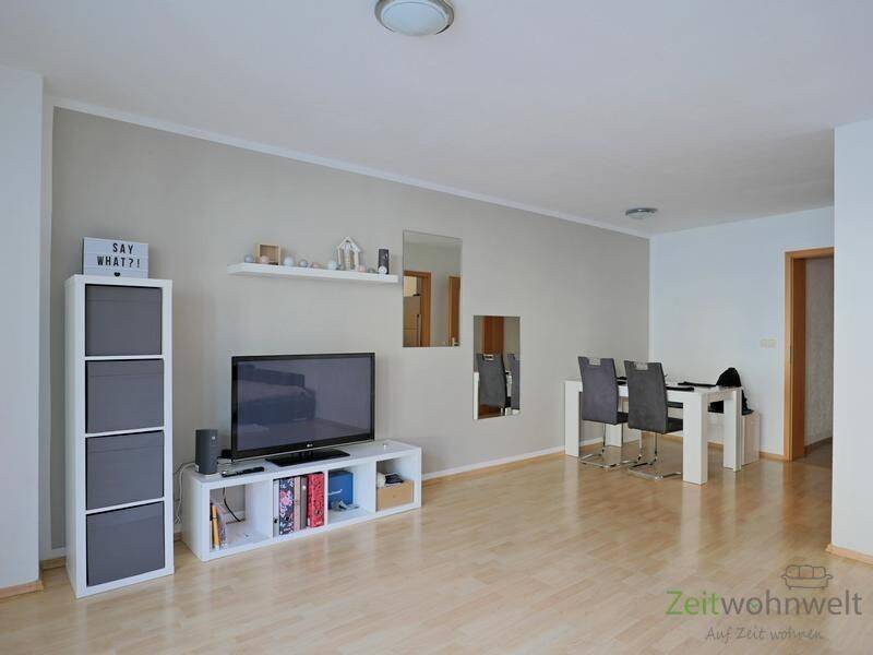 (12236_08) MGN: renovierte 2-Zimmer-Wohnung in der Innenstadt, preiswerte Einbauküche und Möbel möglich, 98617 Meiningen