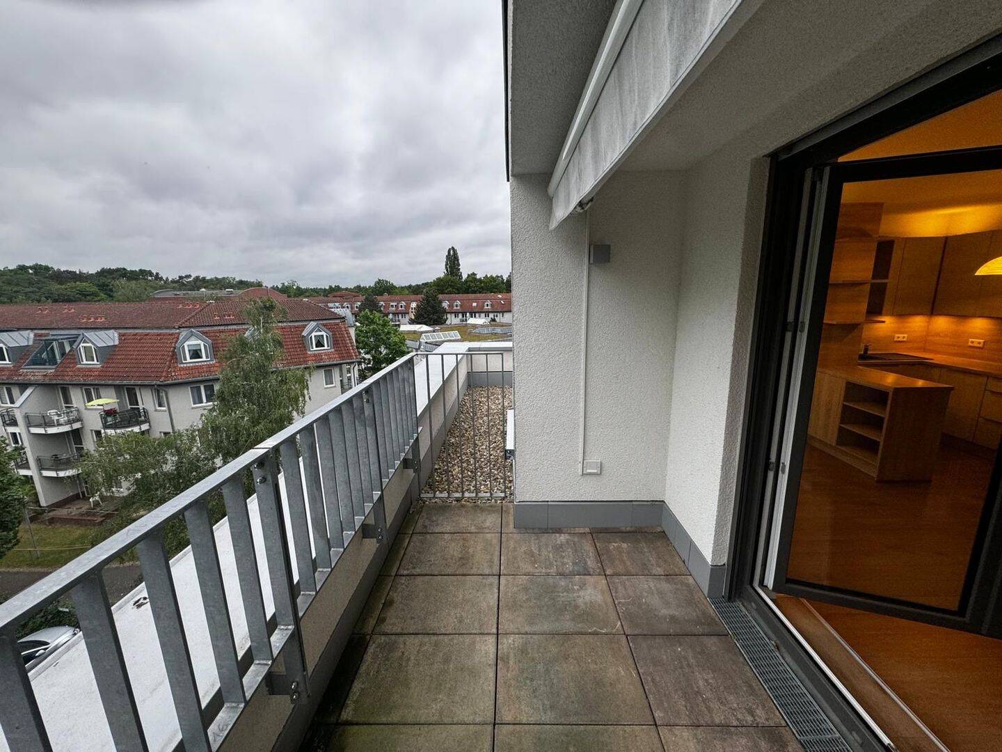 3 Zimmer2 Bäder Oberstes Etage Balkon Aufzug Fußbodenheizung, 13587 Berlin (Spandau Hakenfelde Kolonie Wannseeaten Siedl. Wohnsiedlung Hakenfelde)