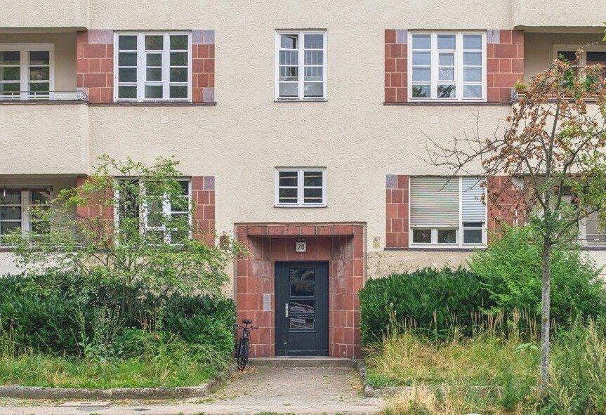 MALERVIERTEL – ELEGANTE 2-ZIMMER MIT LOGGIA, 12157 Berlin (Tempelhof-Schöneberg Friedenau Kolonie Grüne Aue Schöneberg Steglitz)