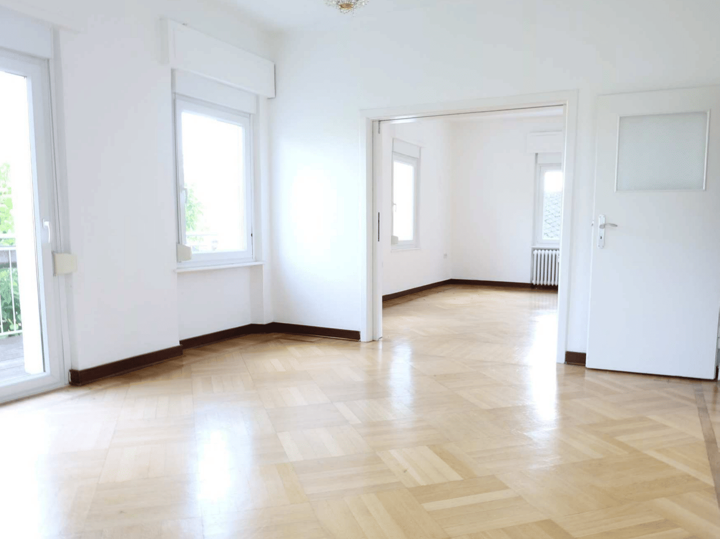 Großzügige 5-Zimmer-Wohnung mit Altbaucharme, 2 Balkonen & Weitblick, 54293 Trier