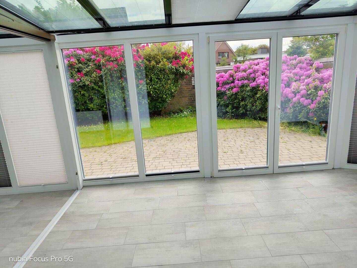 Großzügige 3-Zimmer-Wohnung mit Wintergarten, Garten & Garage in Jever, 26441 Jever