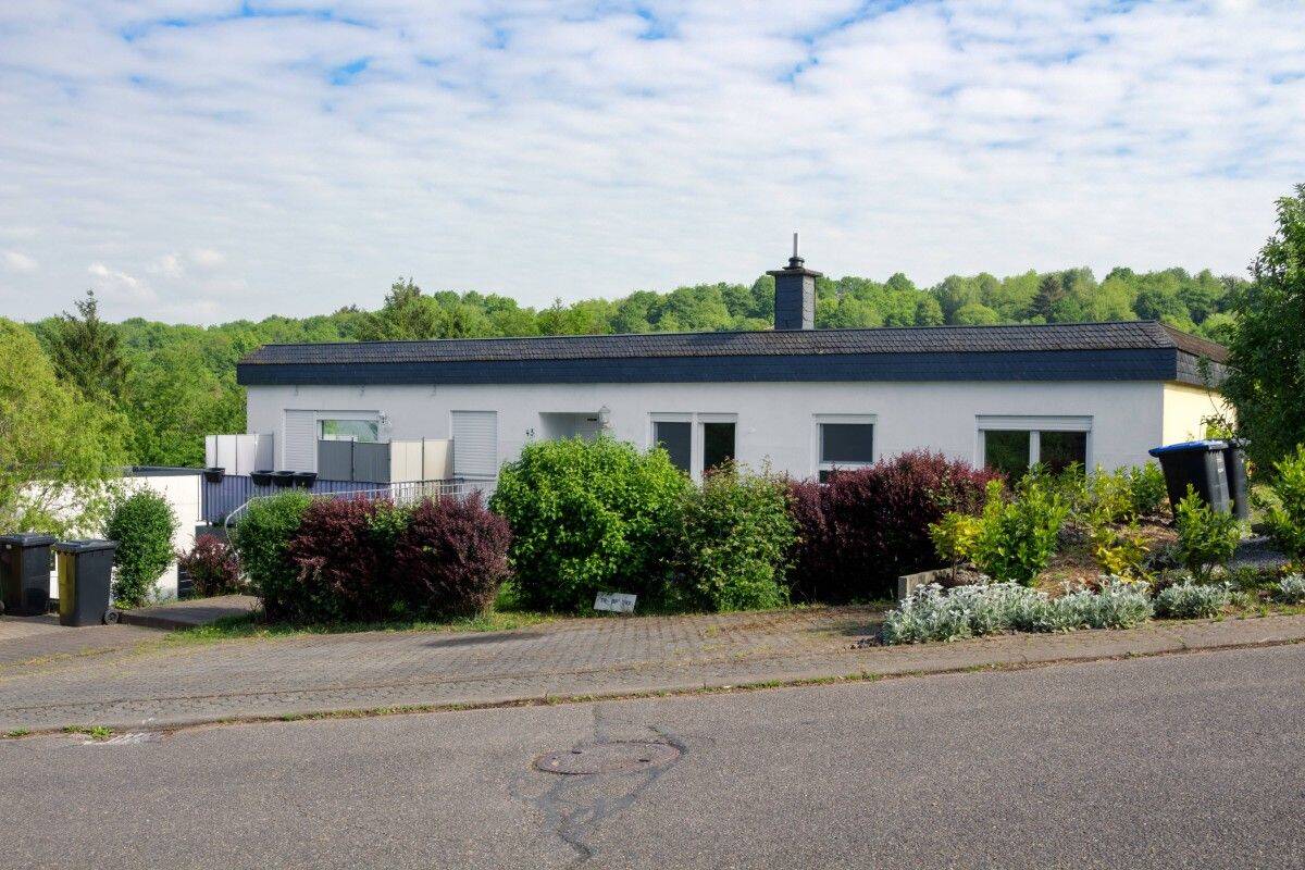 Schöne Wohnung mit Weitblick schöner Lage von Trier-Ruwer mit viel Grün, 54292 Trier (Eitelsbach Ruwer Trier-Nord)