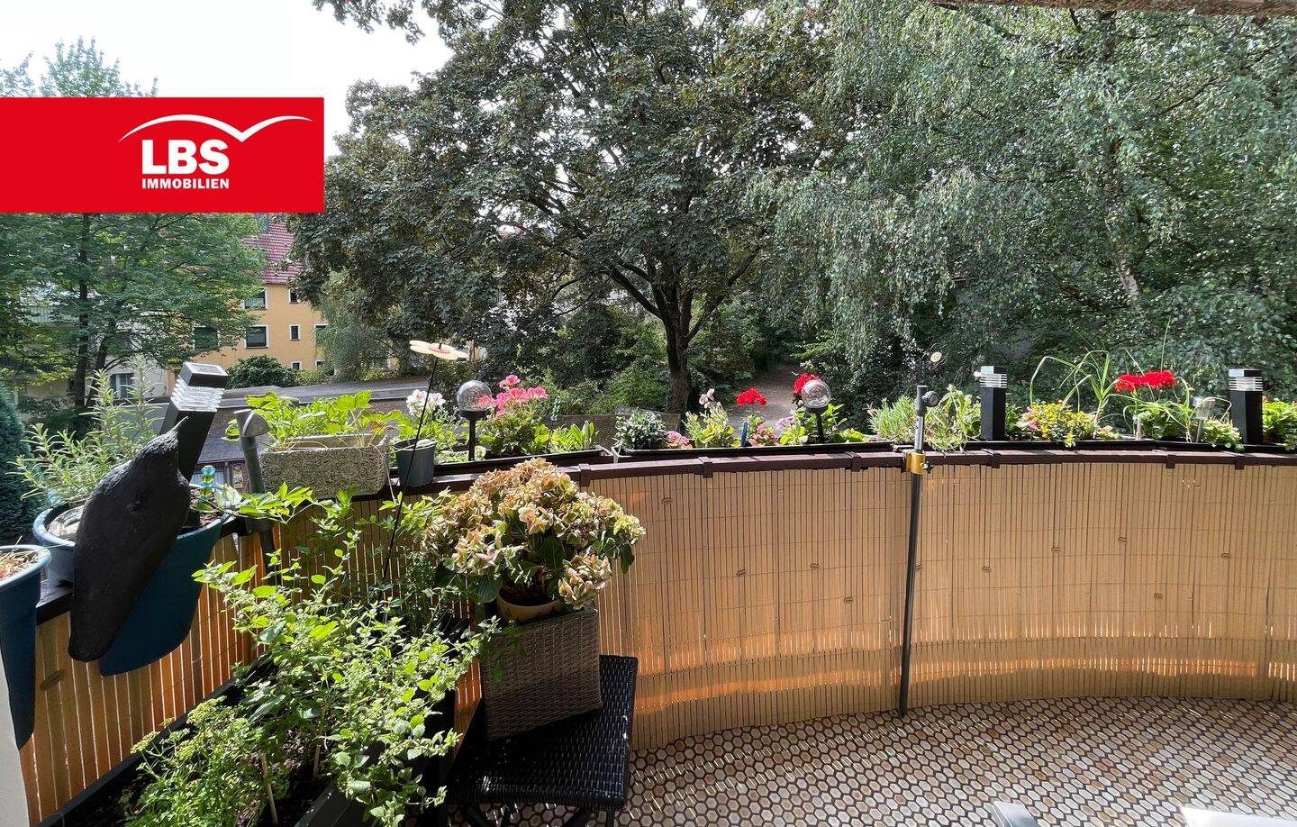 4,5 Zimmer mit Blick ins Grüne und viel Raum für Ihre Gestaltungsideen, 45145 Essen (Frohnhausen Holsterhausen)