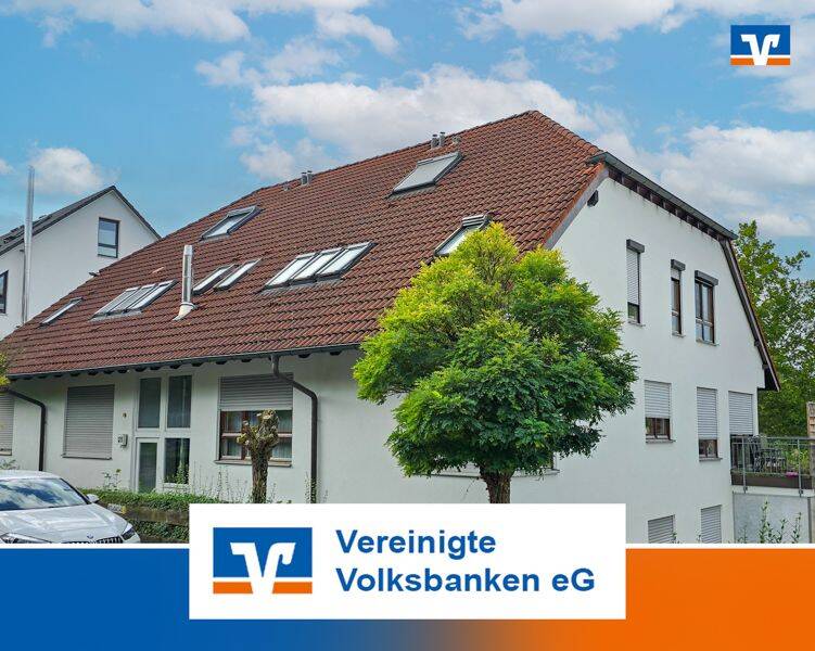 Geräumige 5/6 Zimmer-Wohnung mit 2 Einzelgaragen!, 72827 Wannweil