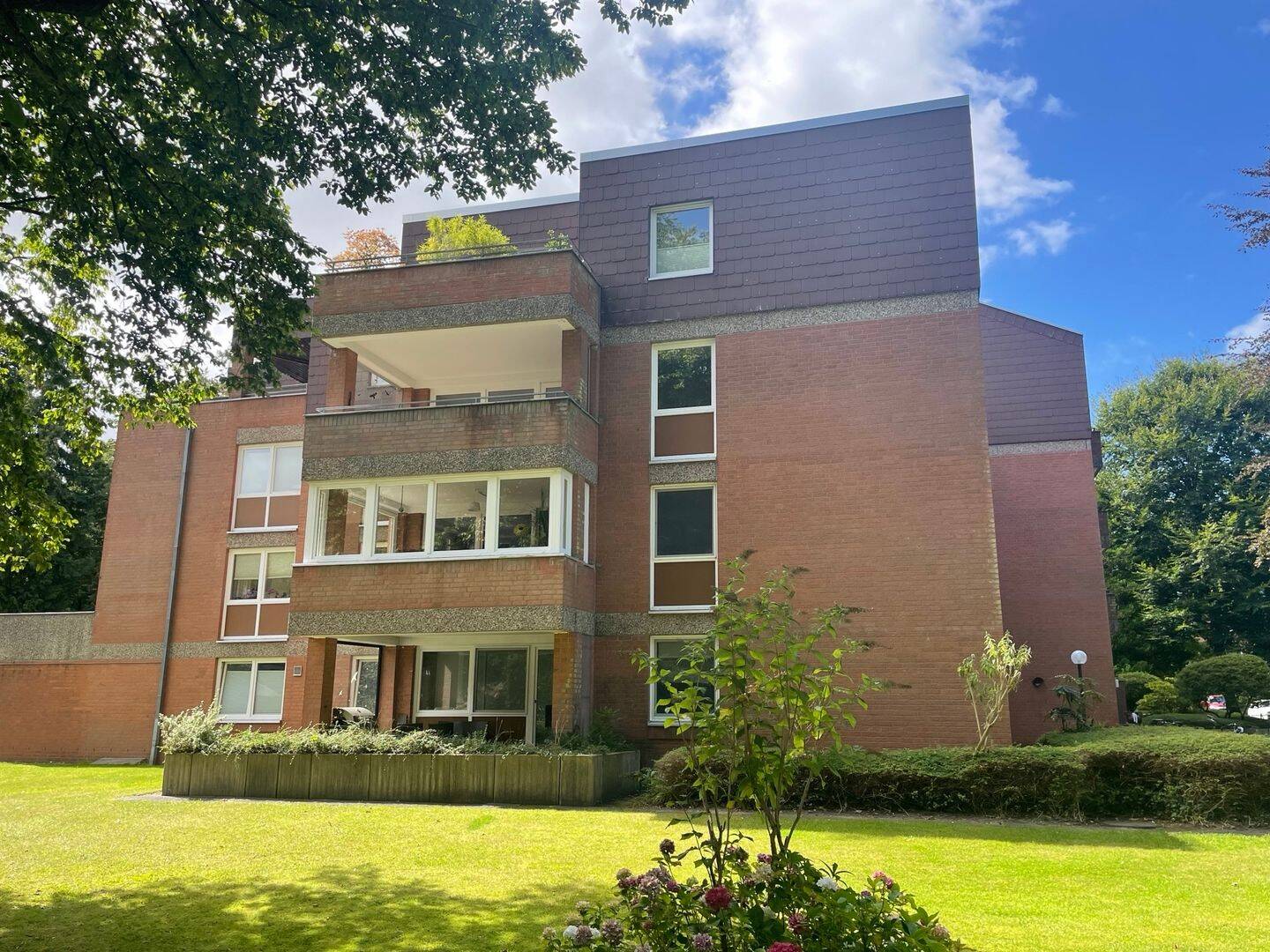 Schöner Blick ins Grüne: 3-Zimmer-Wohnung Hollesenpark in Rendsburg, 24768 Rendsburg