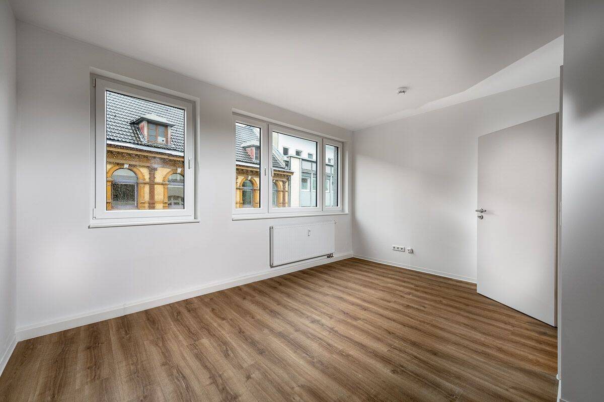 Direkt vom Eigentümer: Etagenwohnung mit Einbauküche und großzügiger Raumaufteilung in Stadtmitte, 44135 Dortmund (Mitte)