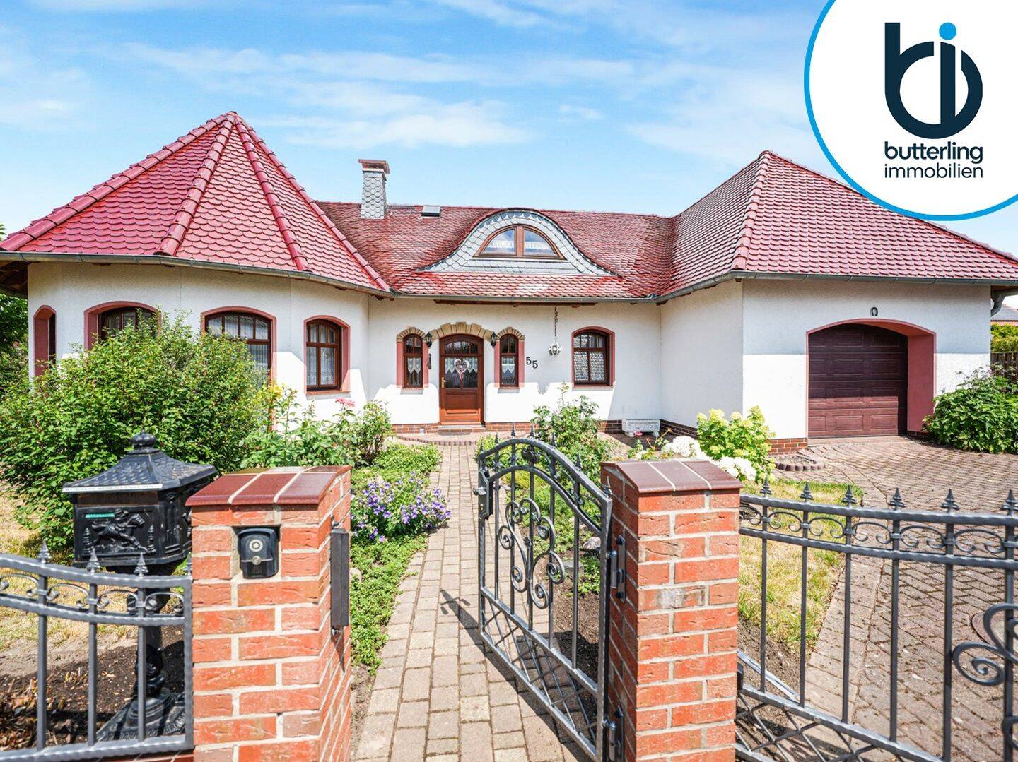 Familienglück mit Freiraum: großzügiges Haus, großer Garten, Garage, Carport und sofort verfügbar – 4178 Leipzig – Bild 1 von 1